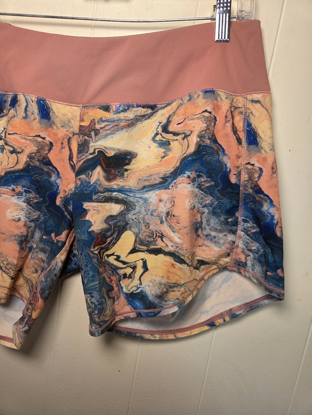 Oiselle Roga Running Shorts Pink Blue Gold Marble Print Size 8 - Picture 6 of 16